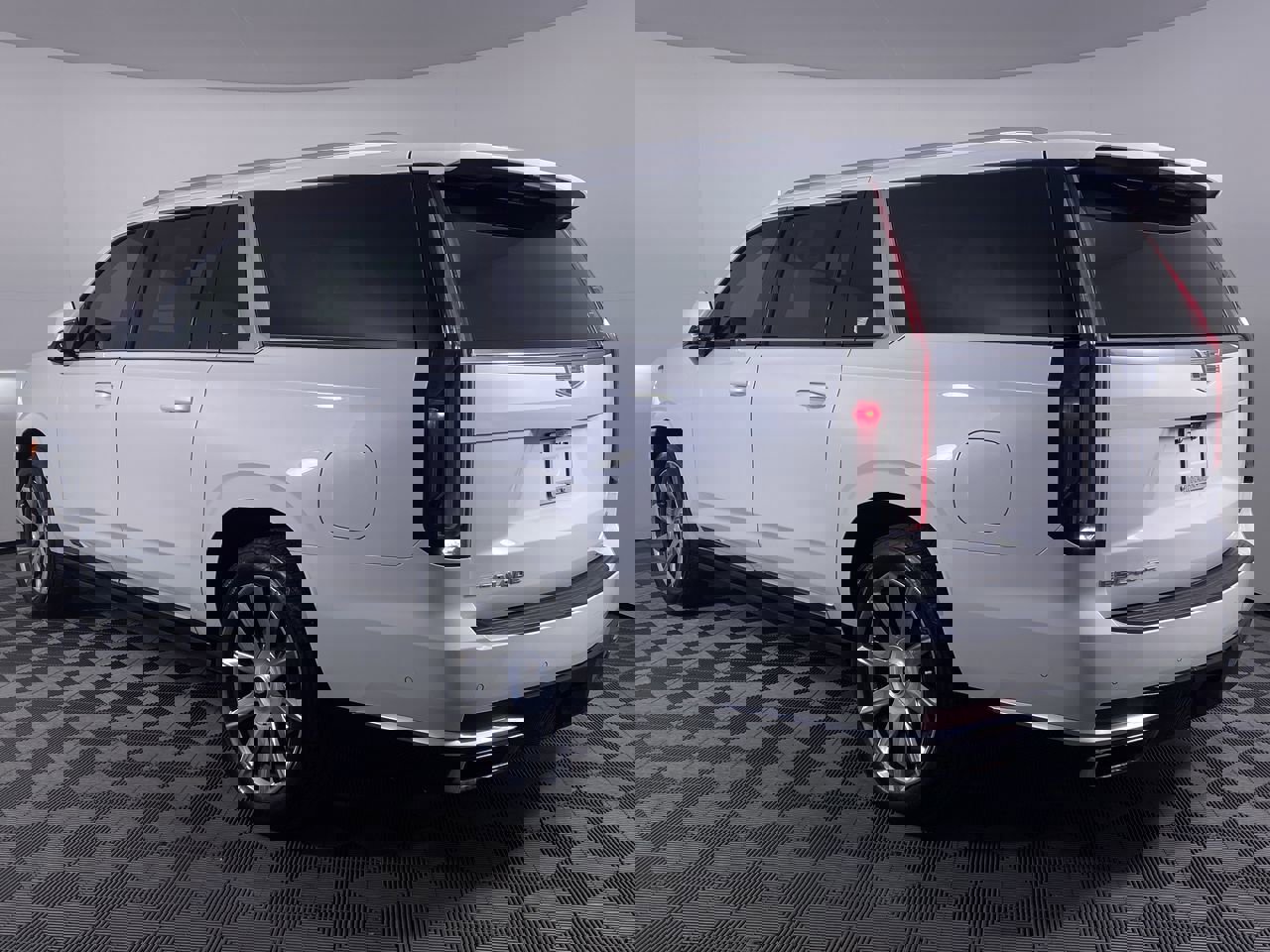 Certified 2023 Cadillac Escalade ESV Premium Luxury Platinum image 21