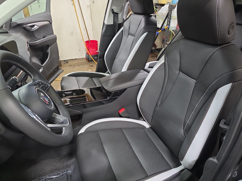 New 2026 Buick Envision Sport Touring AWD/4WD image 17