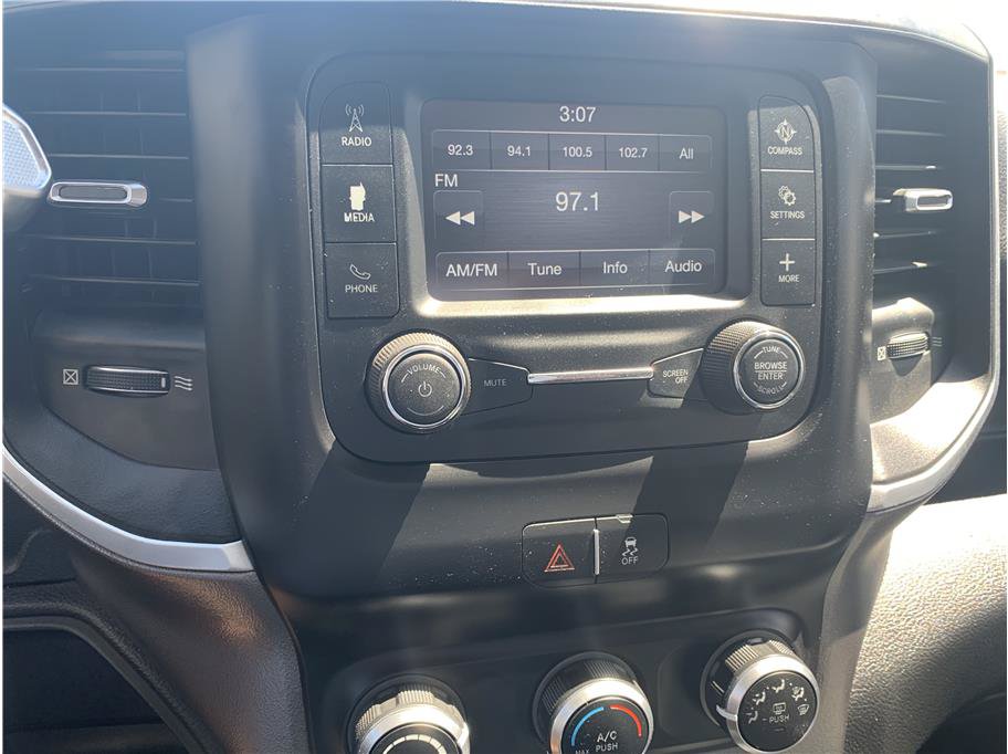 Used 2019 RAM 3500 Big Horn RWD image 12