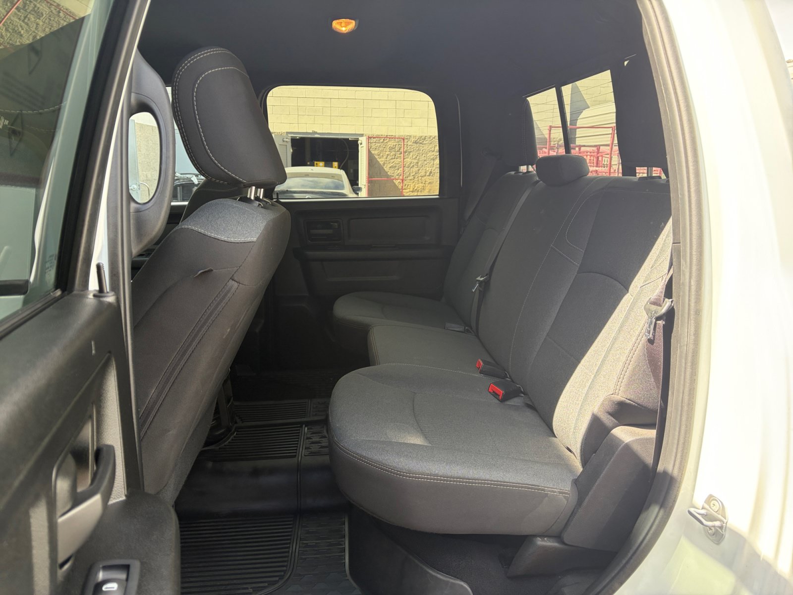 Used 2024 RAM 3500 Tradesman w/ Chrome Appearance Group AWD/4WD image 24
