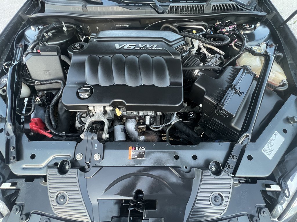 Used 2016 Chevrolet Impala LTZ FWD image 9