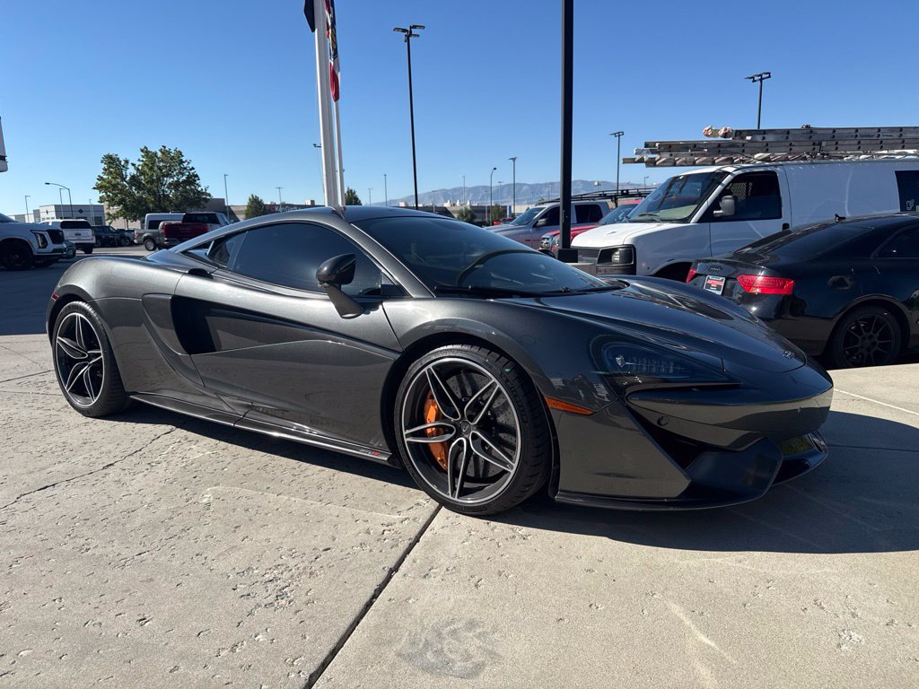 Used 2016 McLaren 570S Coupe RWD image 3