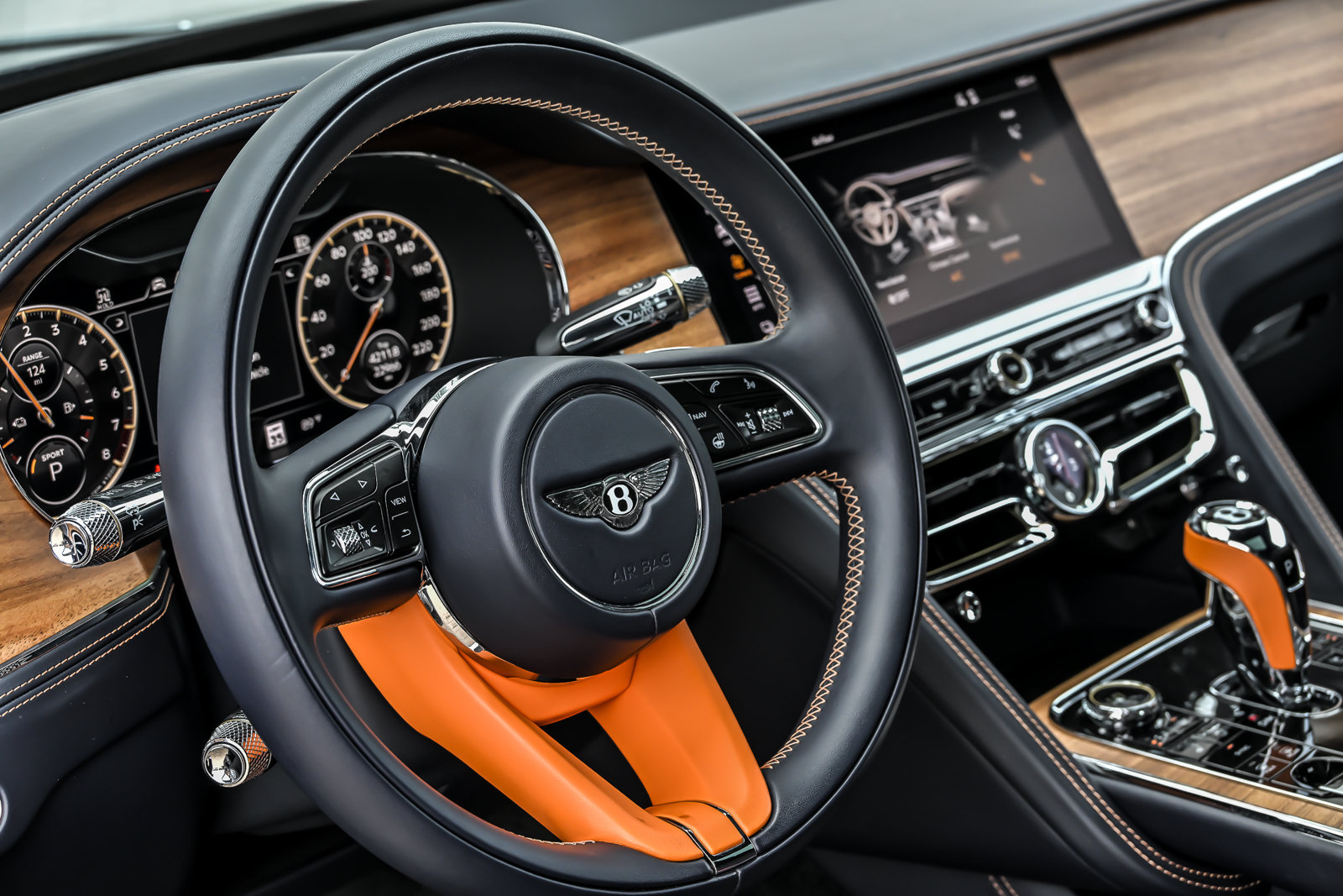Certified 2023 Bentley Flying Spur Plug-In Hybrid AWD/4WD image 26