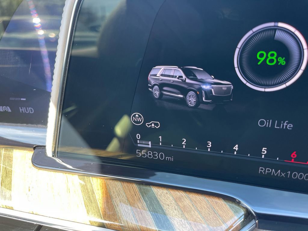 Used 2021 Cadillac Escalade ESV Premium Luxury Platinum image 28