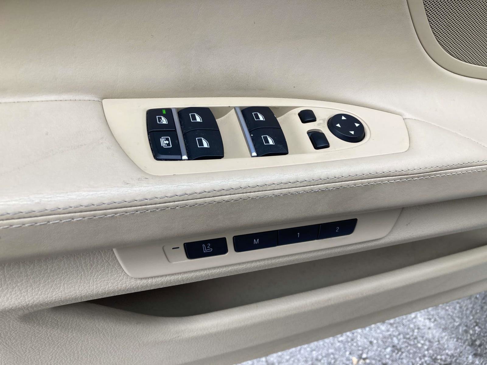 Used 2013 BMW 750Li RWD image 20