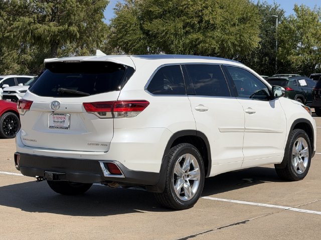 Used 2018 Toyota Highlander Limited AWD/4WD image 4