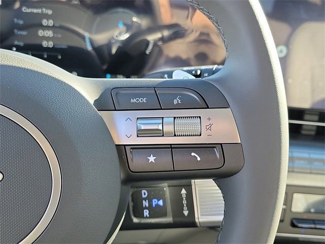 New 2025 Hyundai Kona SEL image 5