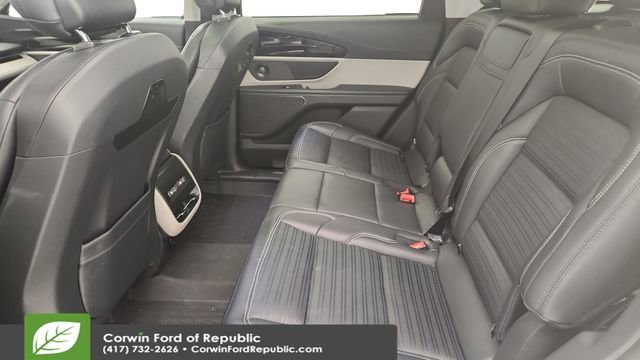 Used 2024 Lincoln Nautilus Reserve w/ Equipment Group 202A image 22