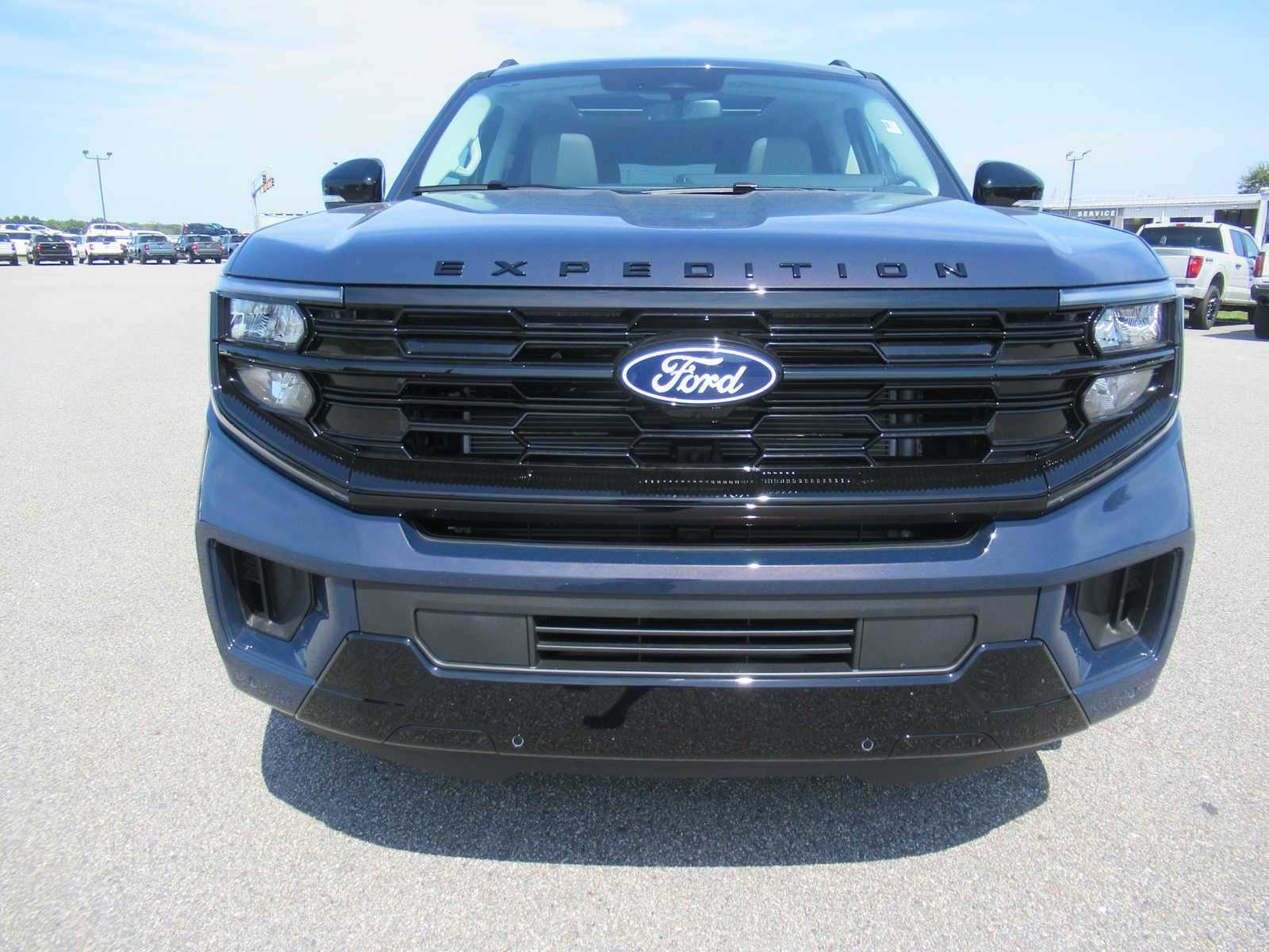 New 2027 Ford Expedition Max Platinum AWD/4WD image 2