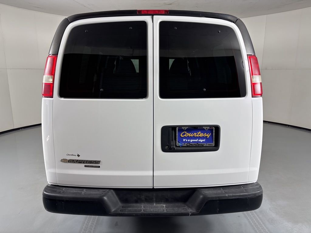 Used 2014 Chevrolet Express 1500 LS RWD image 8