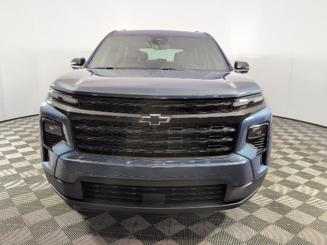 New 2026 Chevrolet Traverse LT w/ Enhanced Driving Package image 2