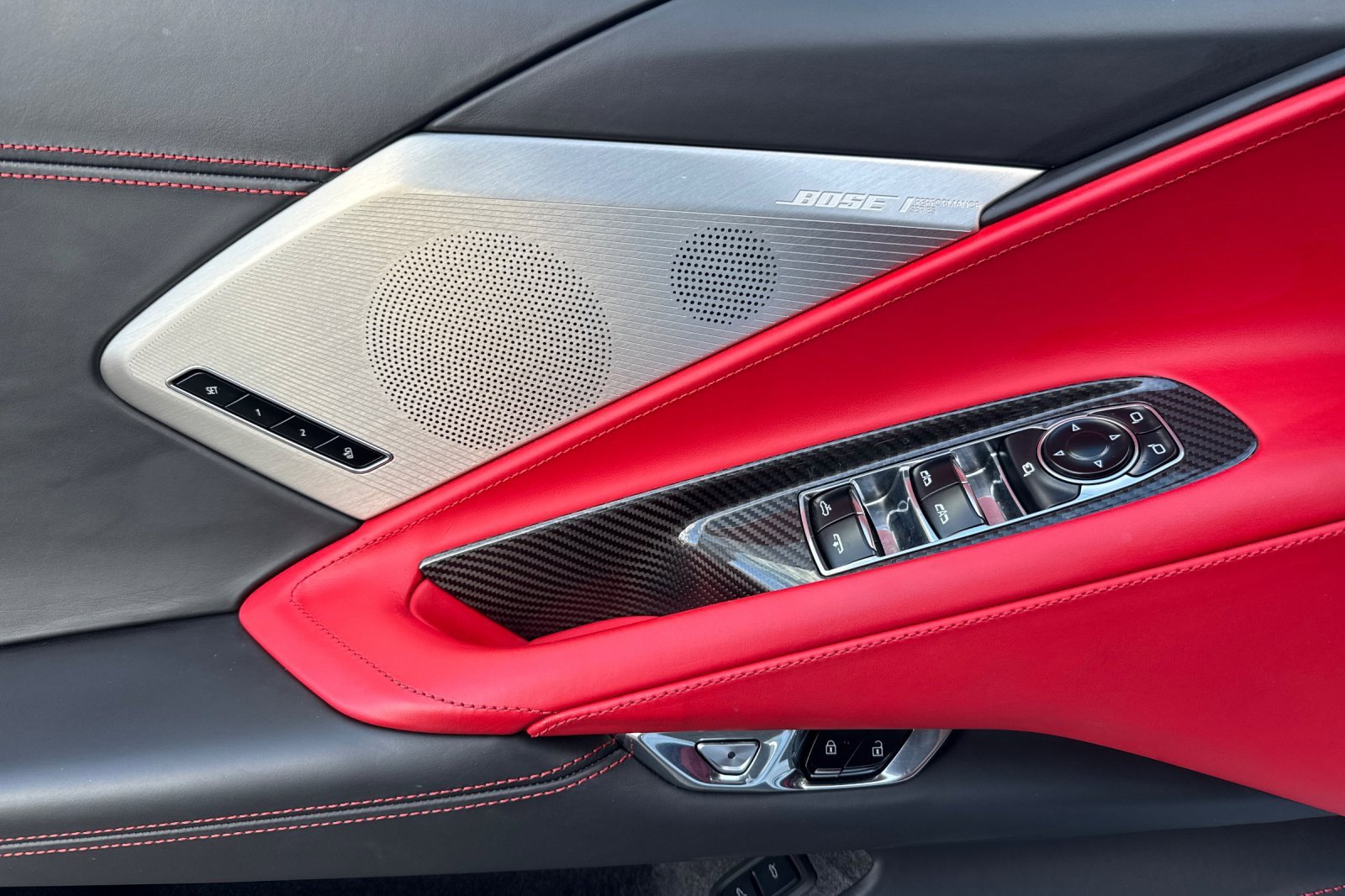 Used 2022 Chevrolet Corvette Stingray Premium Conv w/ Z51 Performance Package image 11