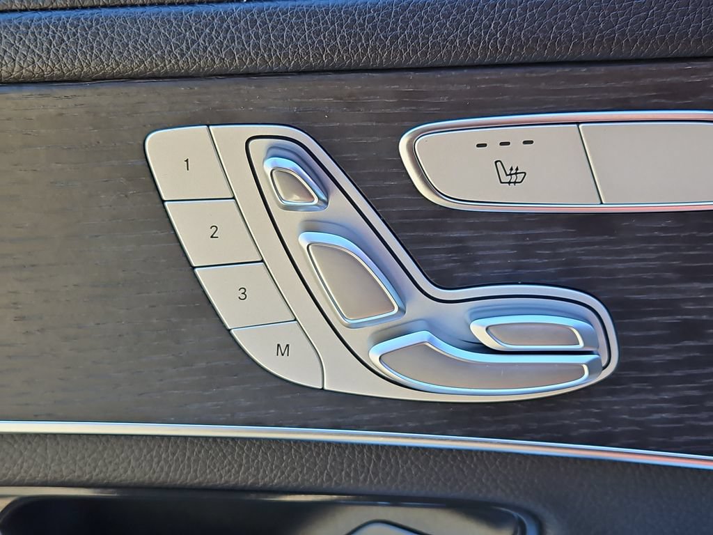 Used 2022 Mercedes-Benz GLC 43 AMG 4MATIC image 25
