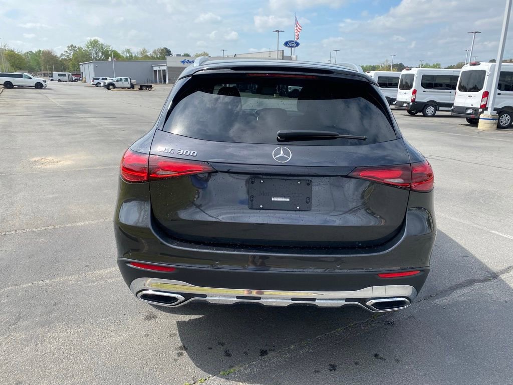 Used 2024 Mercedes-Benz GLC 300 image 6