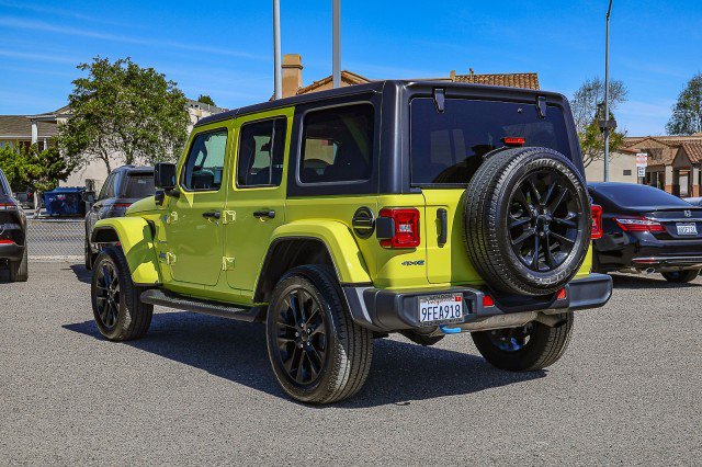 Used 2023 Jeep Wrangler Sahara AWD/4WD image 6