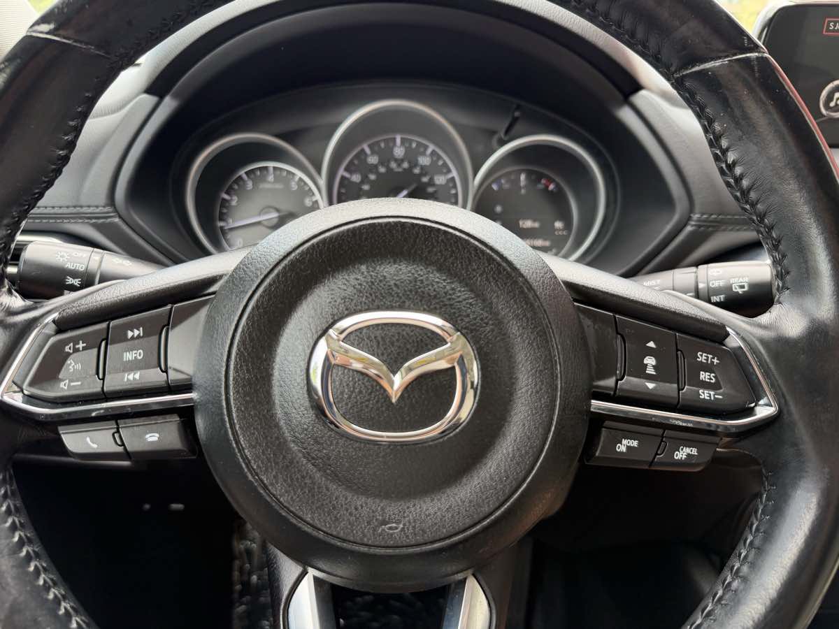 Used 2018 MAZDA CX-5 Touring w/ Preferred Equipment Package FWD image 15