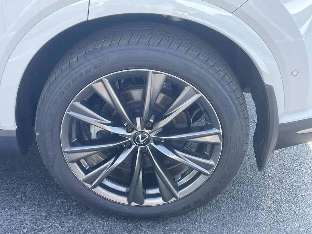 Used 2023 Lexus RX 350 F Sport w/ Accessory Package (Z1) AWD/4WD image 13