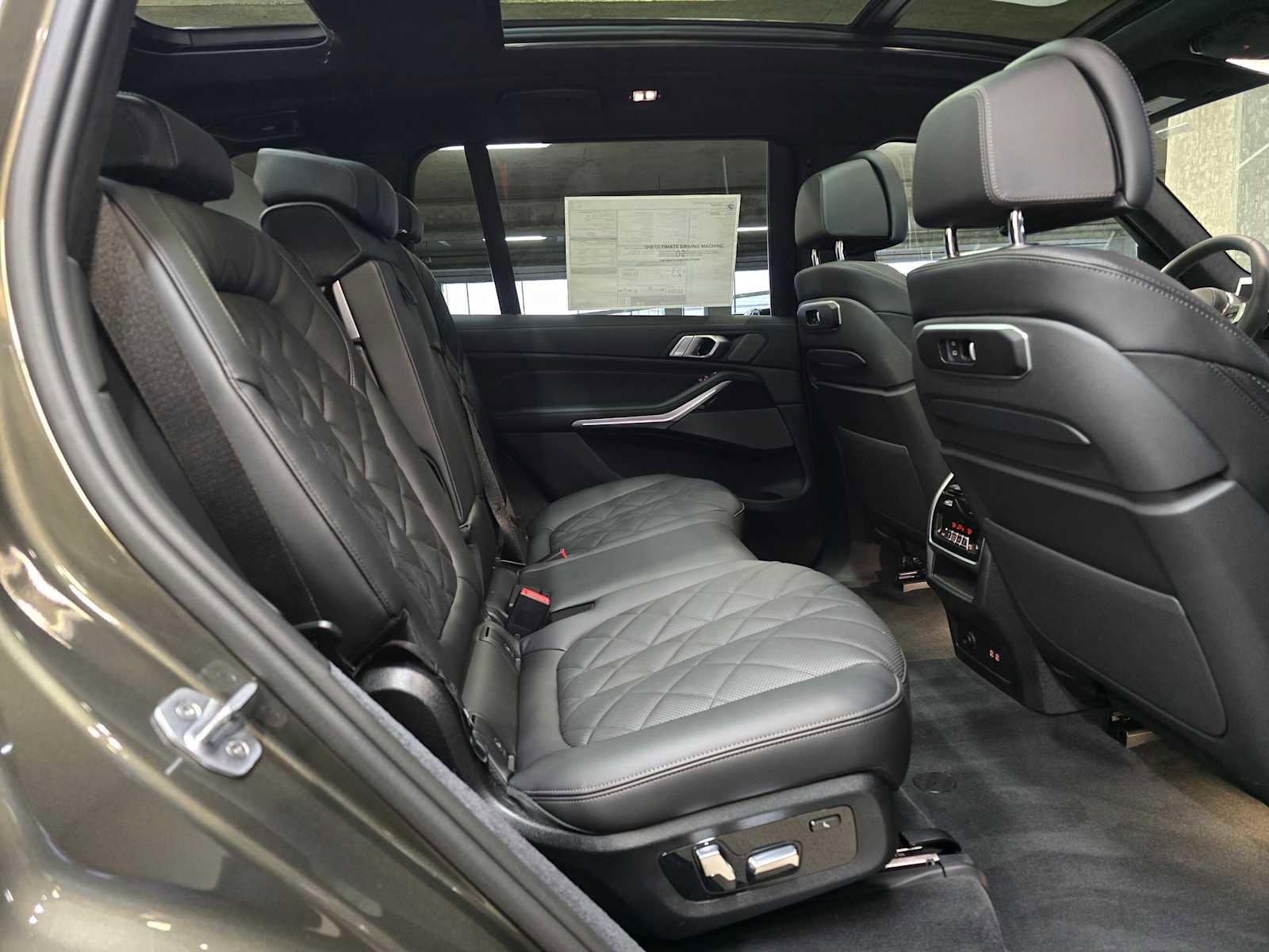 New 2026 BMW X7 xDrive40i w/ M Sport Package image 29