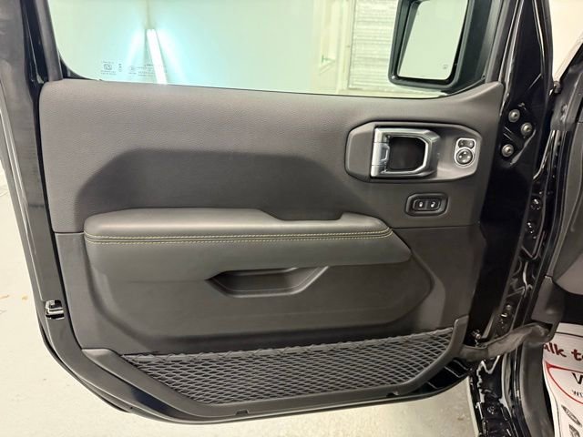 New 2026 Jeep Gladiator Sport image 13