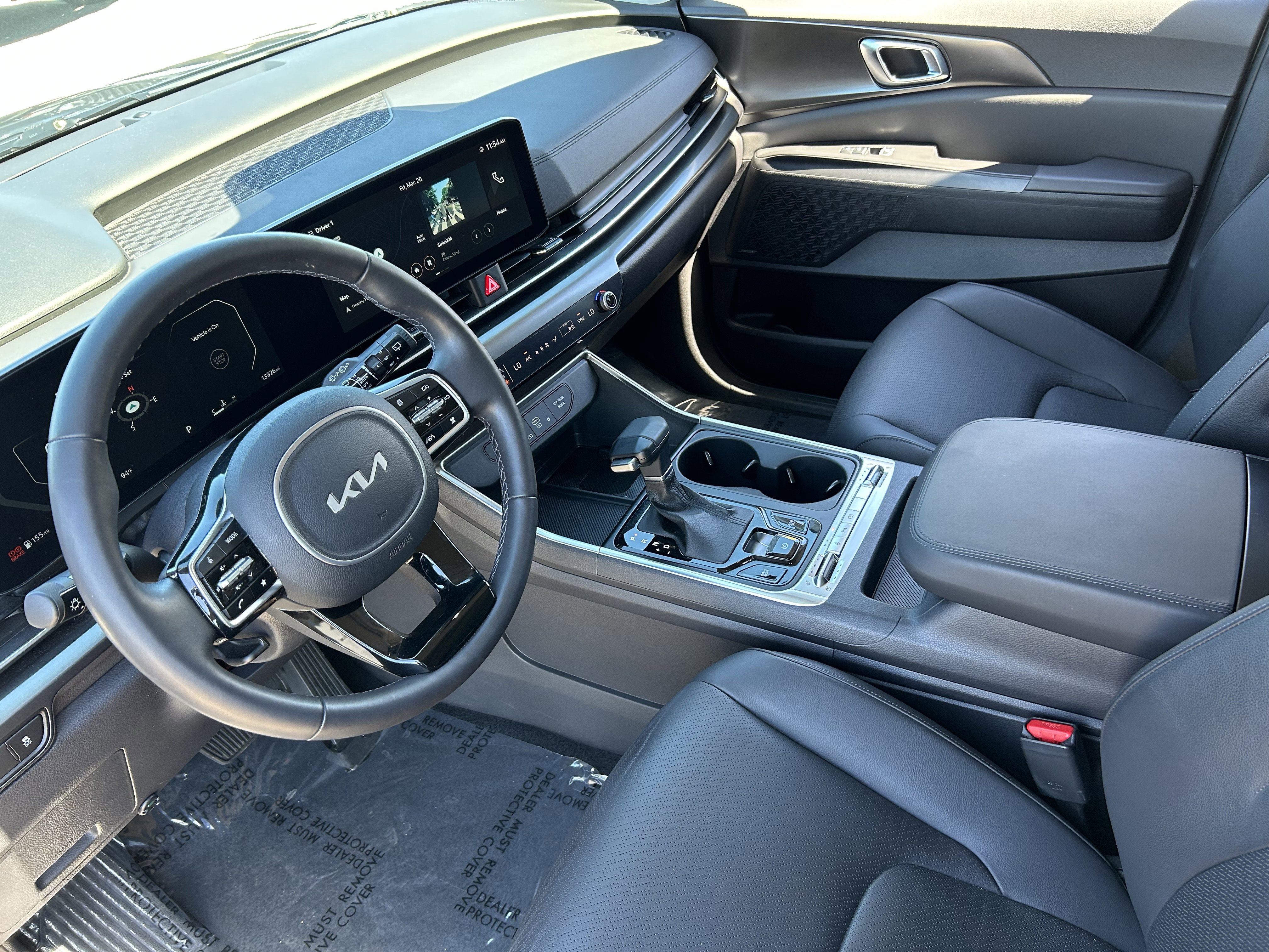 Used 2025 Kia Carnival SX Prestige image 20