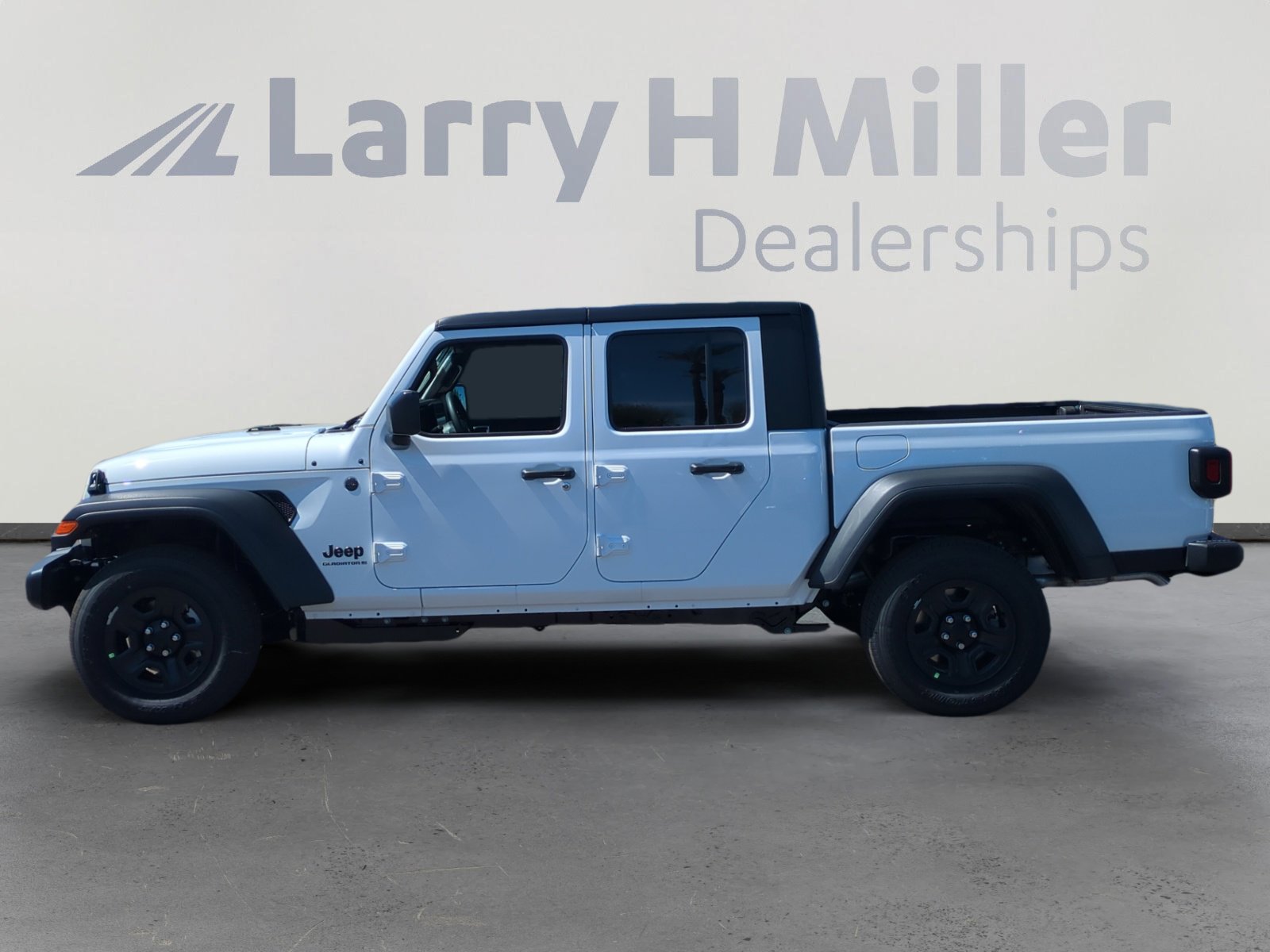 New 2026 Jeep Gladiator Sport video 2