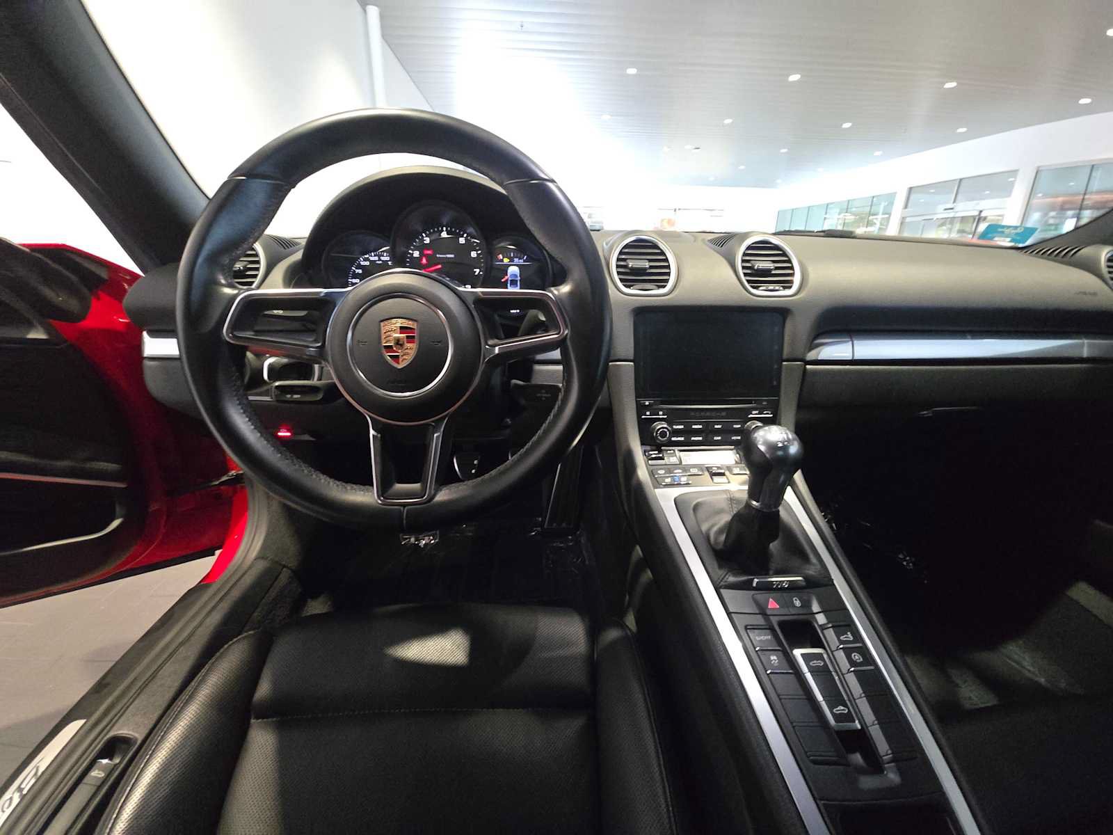 Used 2017 Porsche 718 Boxster RWD image 23