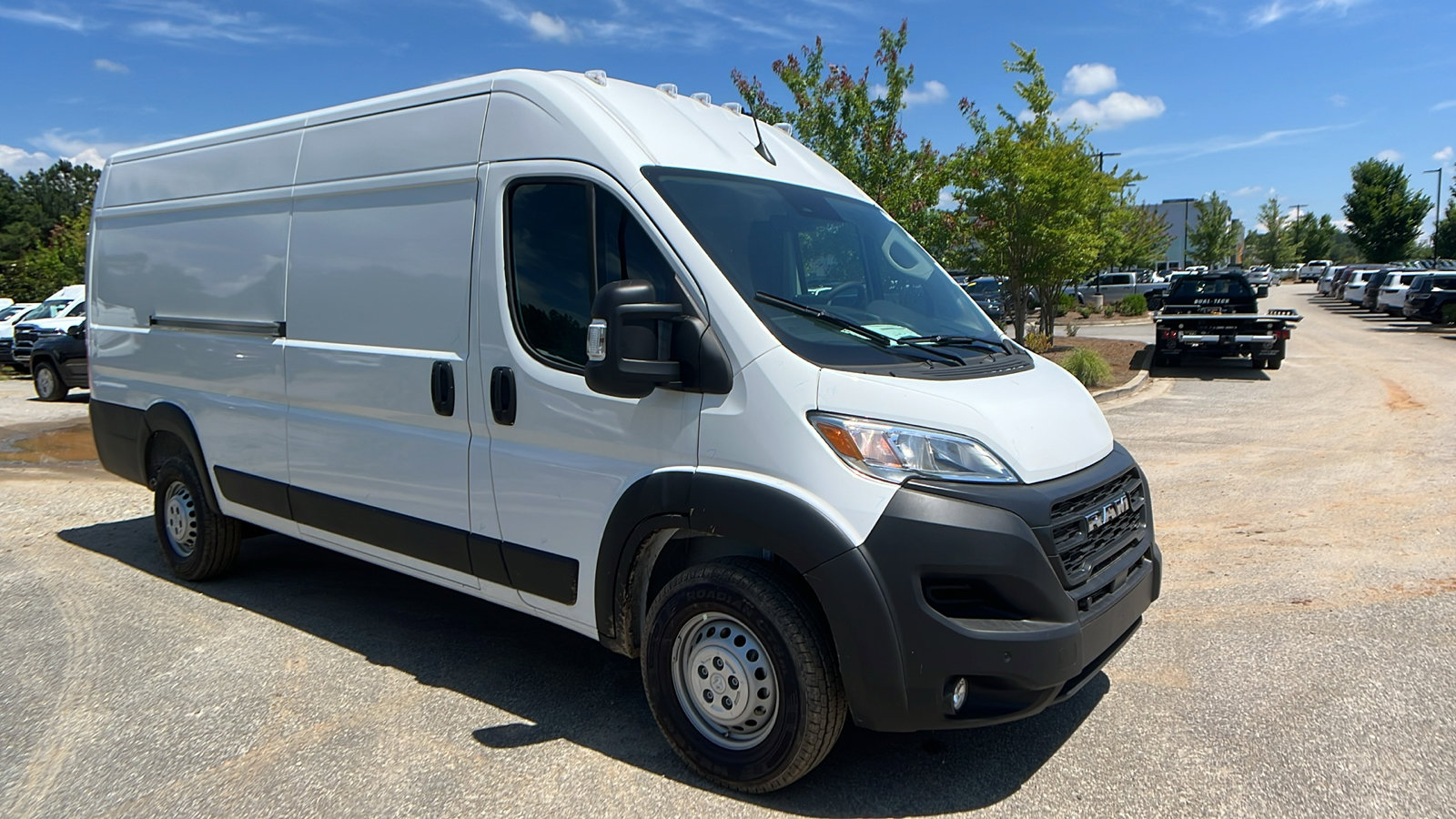 New 2025 RAM ProMaster 3500 w/ Premium Convenience Group FWD image 5