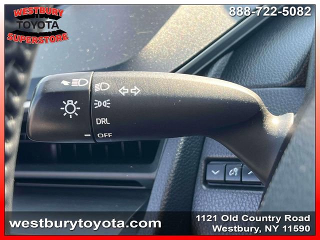 Used 2023 Toyota Prius LE image 25