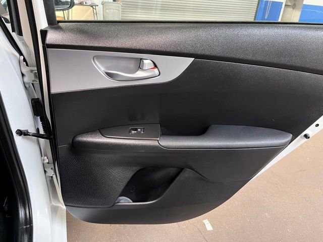Used 2023 Kia Forte LXS image 13