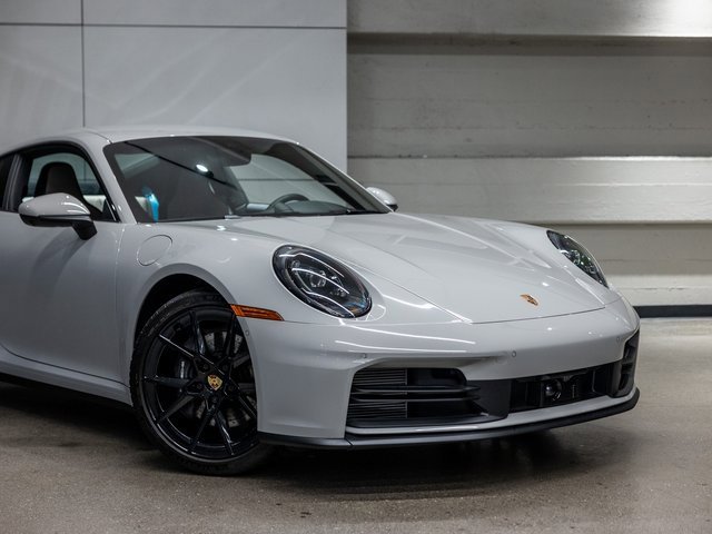 Certified 2025 Porsche 911 Carrera image 12