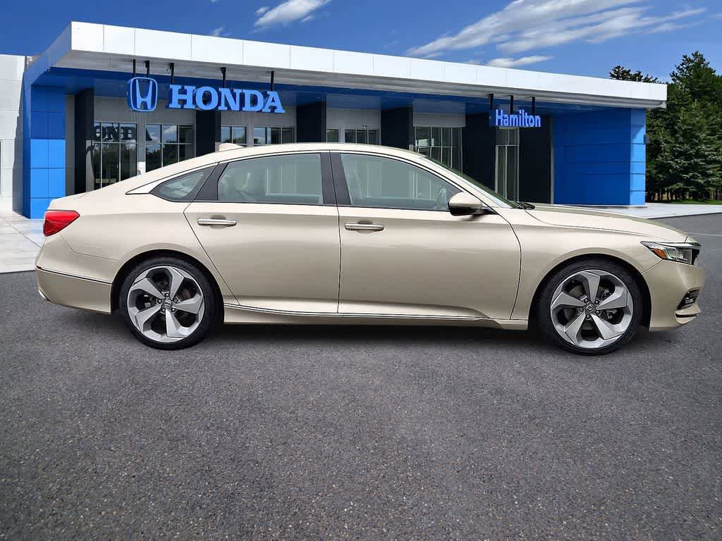 Used 2018 Honda Accord Touring image 25