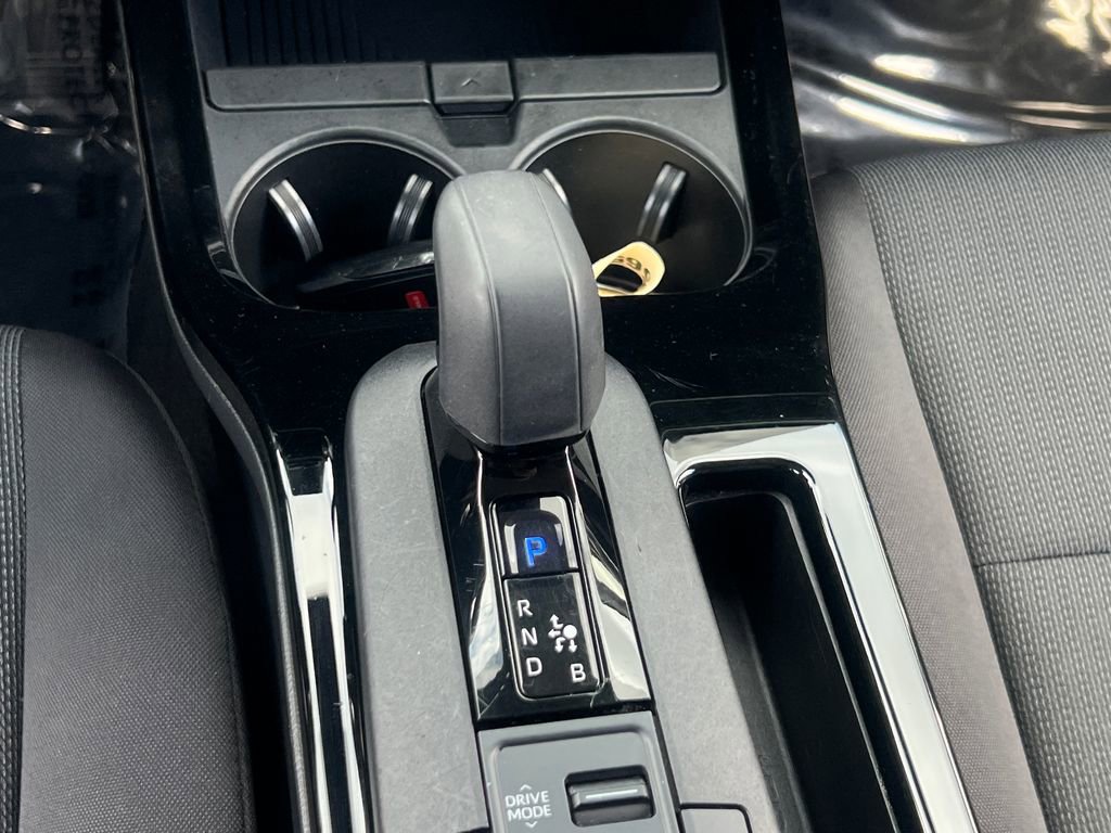 Used 2024 Toyota Prius LE image 23