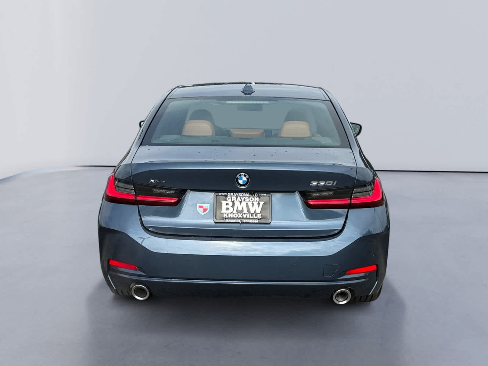 New 2026 BMW 330i xDrive Sedan w/ Premium Package AWD/4WD image 4