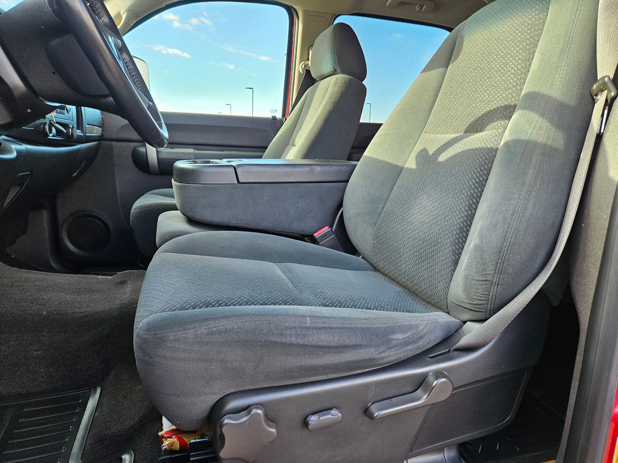 Used 2008 Chevrolet Silverado 2500 LT w/ 1LT Convenience Package image 17