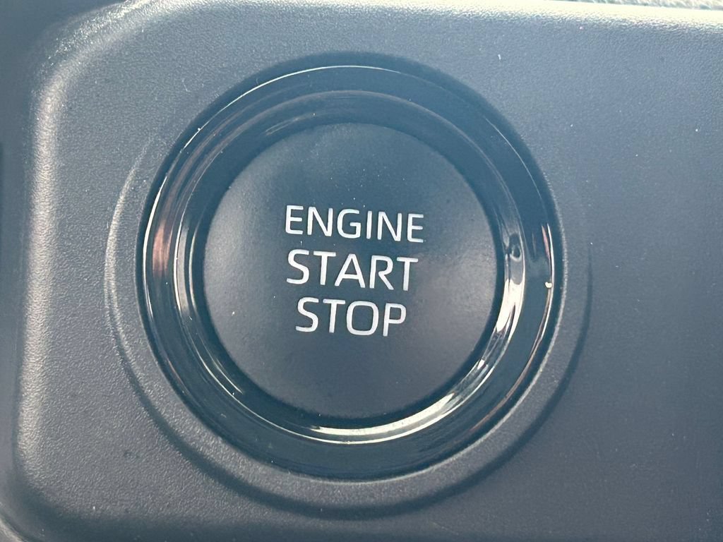Used 2025 Toyota Tacoma SR5 RWD image 25