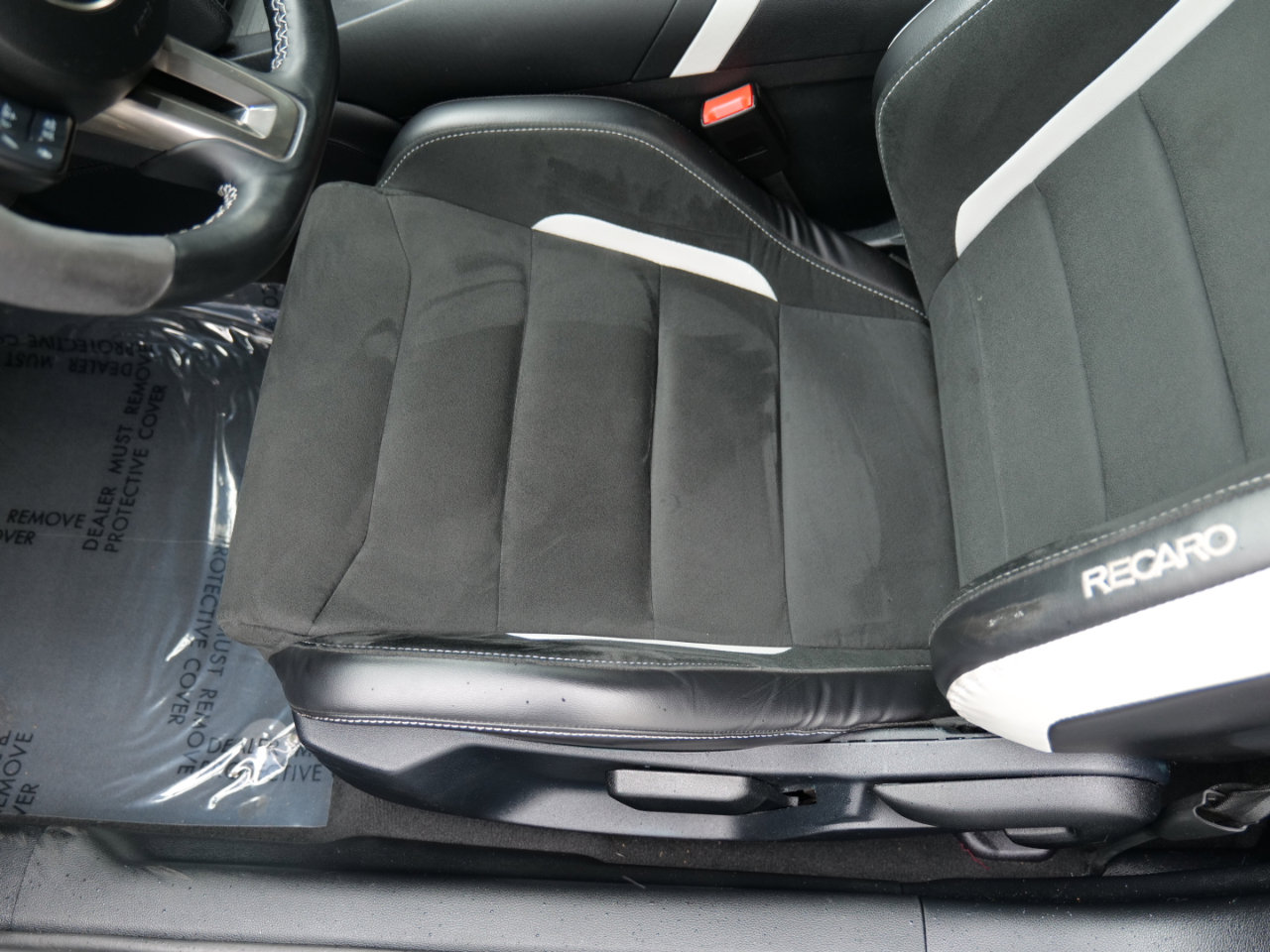 Used 2021 Ford Mustang Shelby GT500 w/ Technology Package image 16