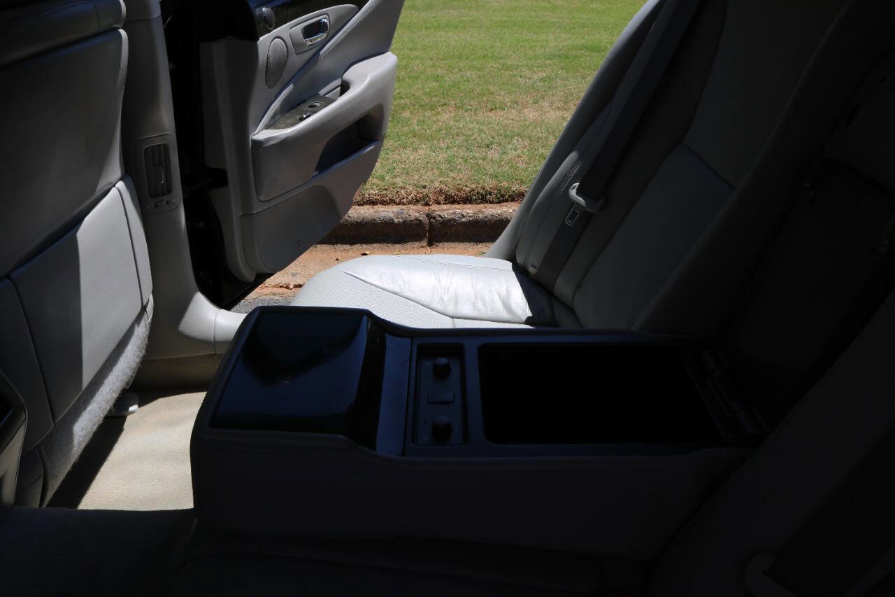 Used 2010 Lexus LS 460 RWD image 87