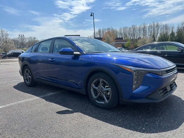Used 2025 Kia K4 LXS FWD image 7