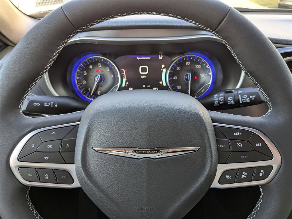 New 2026 Chrysler Pacifica Select image 35