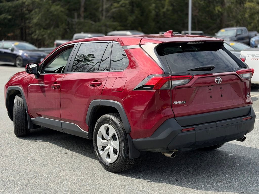 Certified 2023 Toyota RAV4 LE AWD/4WD image 3