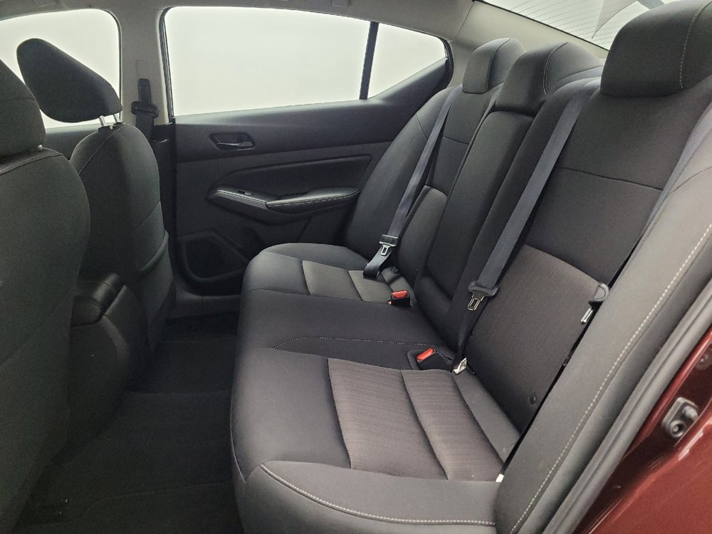 Used 2024 Nissan Altima 2.5 SV image 18