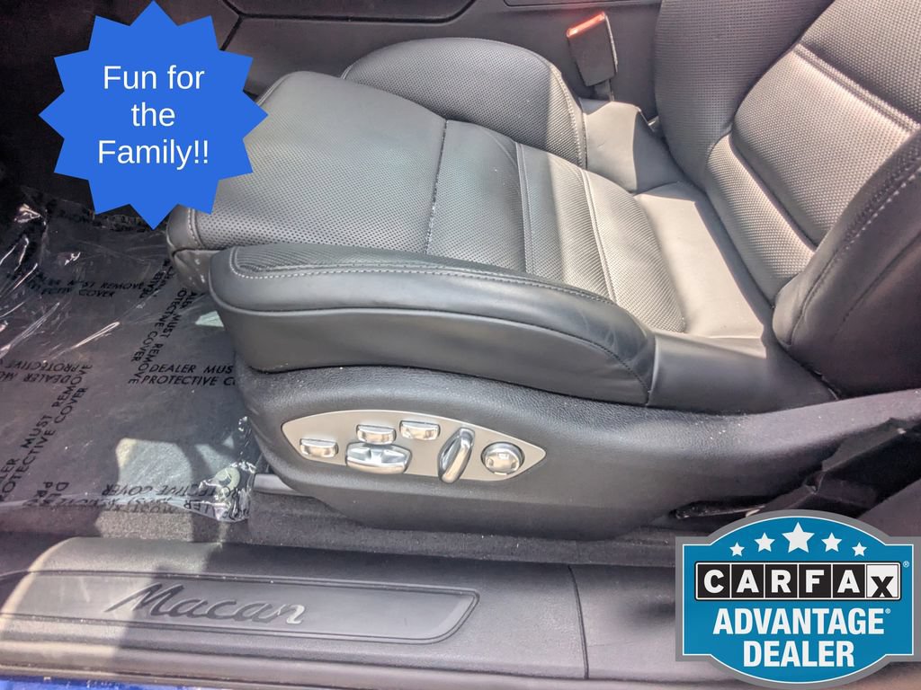 Used 2025 Porsche Macan AWD/4WD image 9