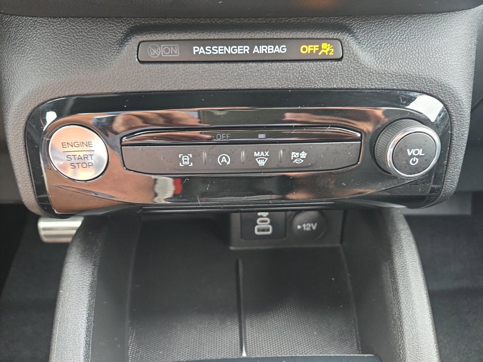 Certified 2024 Ford Escape ST-Line w/ Tech Pack #1 AWD/4WD image 19