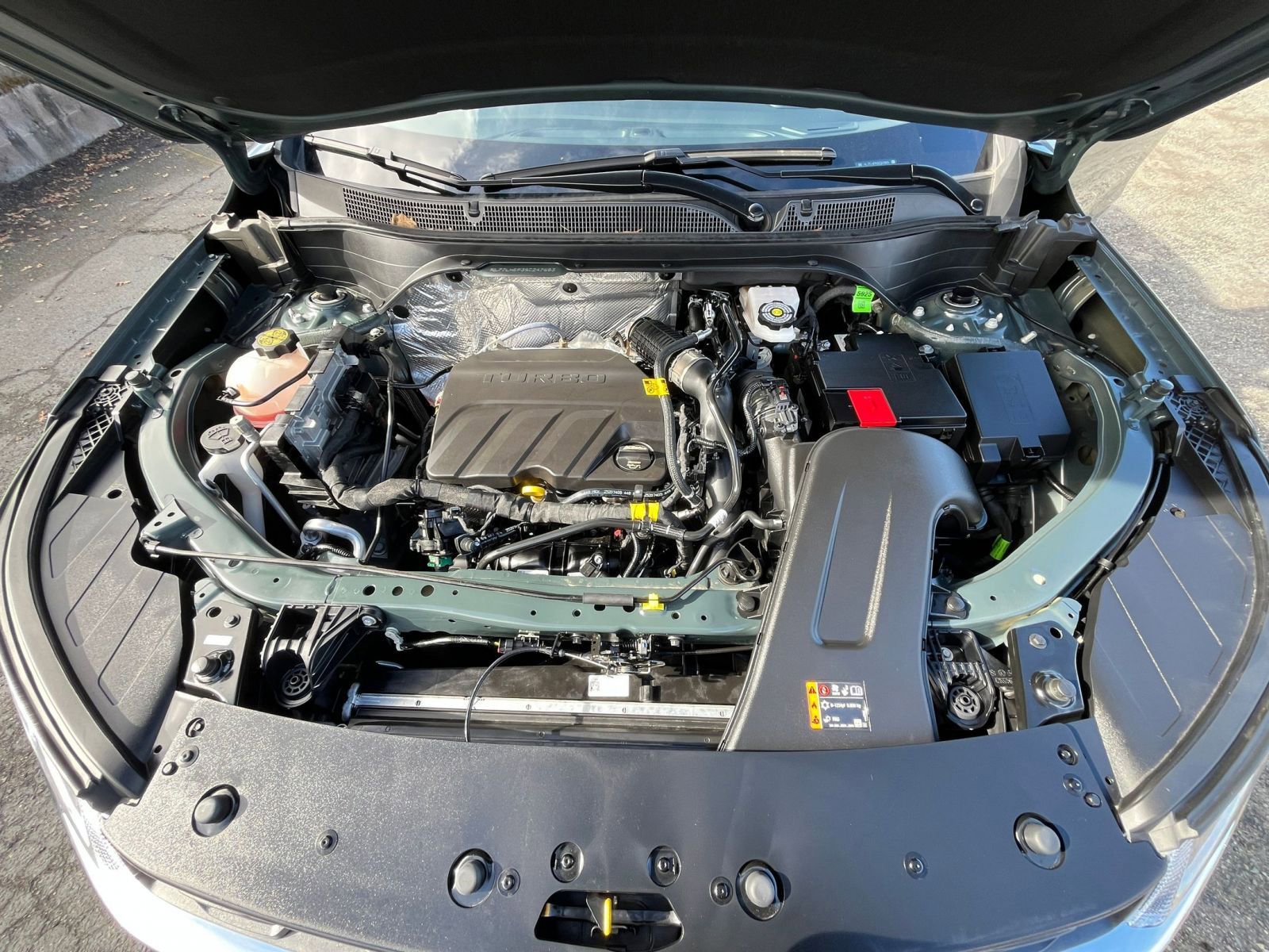 Used 2025 Chevrolet Trax LT image 30