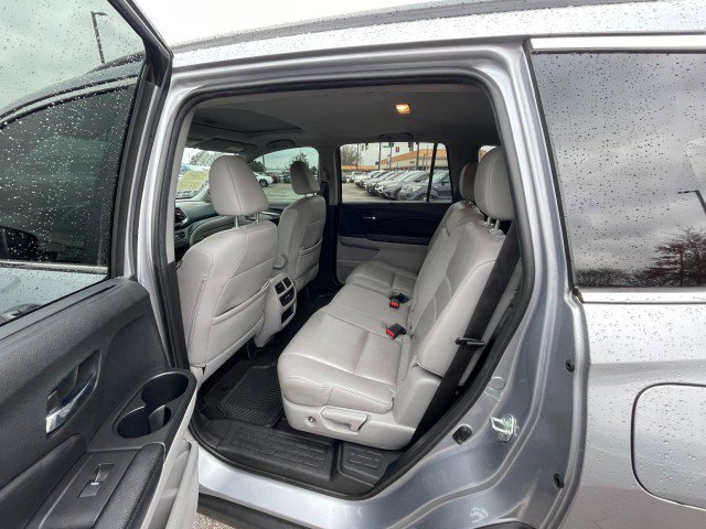 Used 2022 Honda Pilot Special Edition image 12