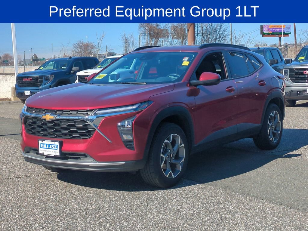 Certified 2024 Chevrolet Trax LT w/ Driver Confidence Package image 7
