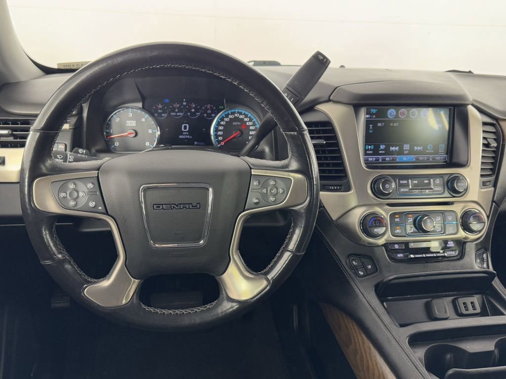 Used 2020 GMC Yukon XL Denali image 17
