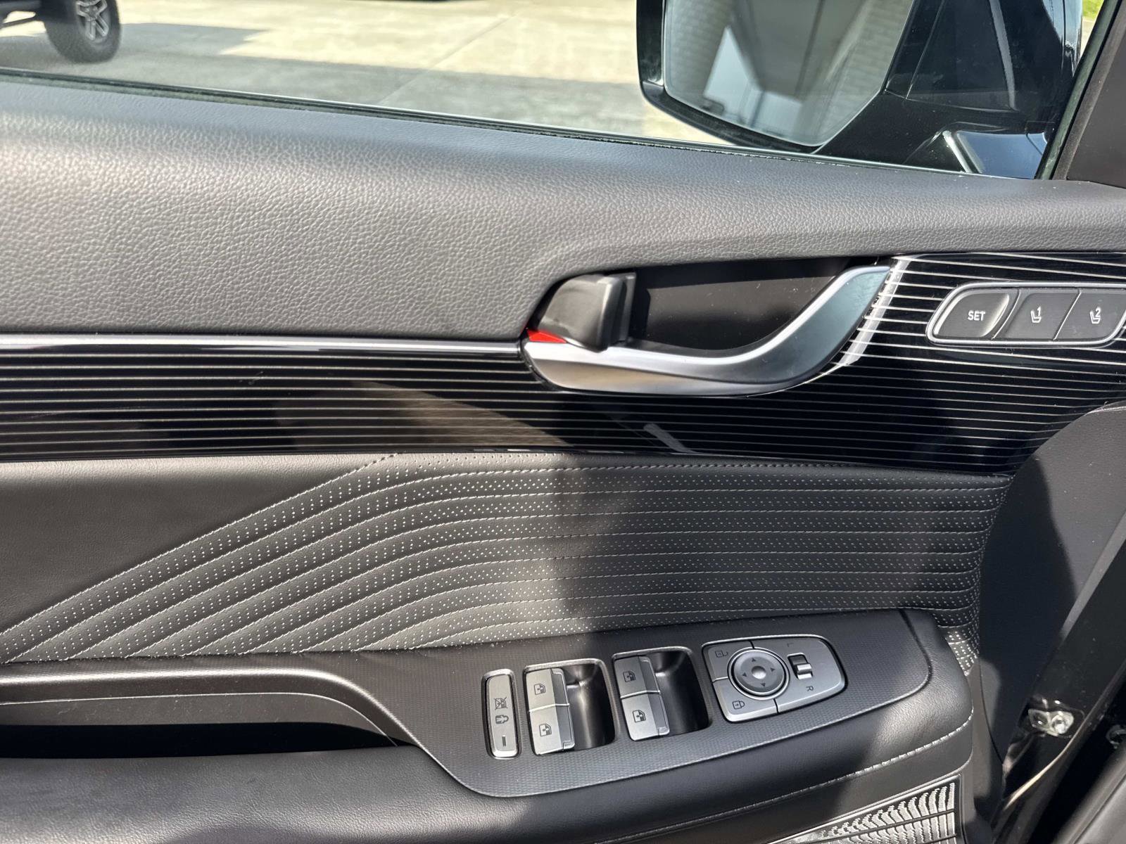 Used 2025 Hyundai Palisade Calligraphy image 20