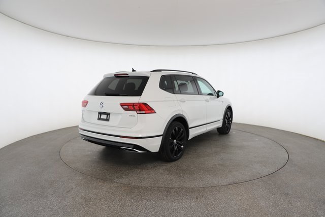 Used 2021 Volkswagen Tiguan SE R-Line image 17