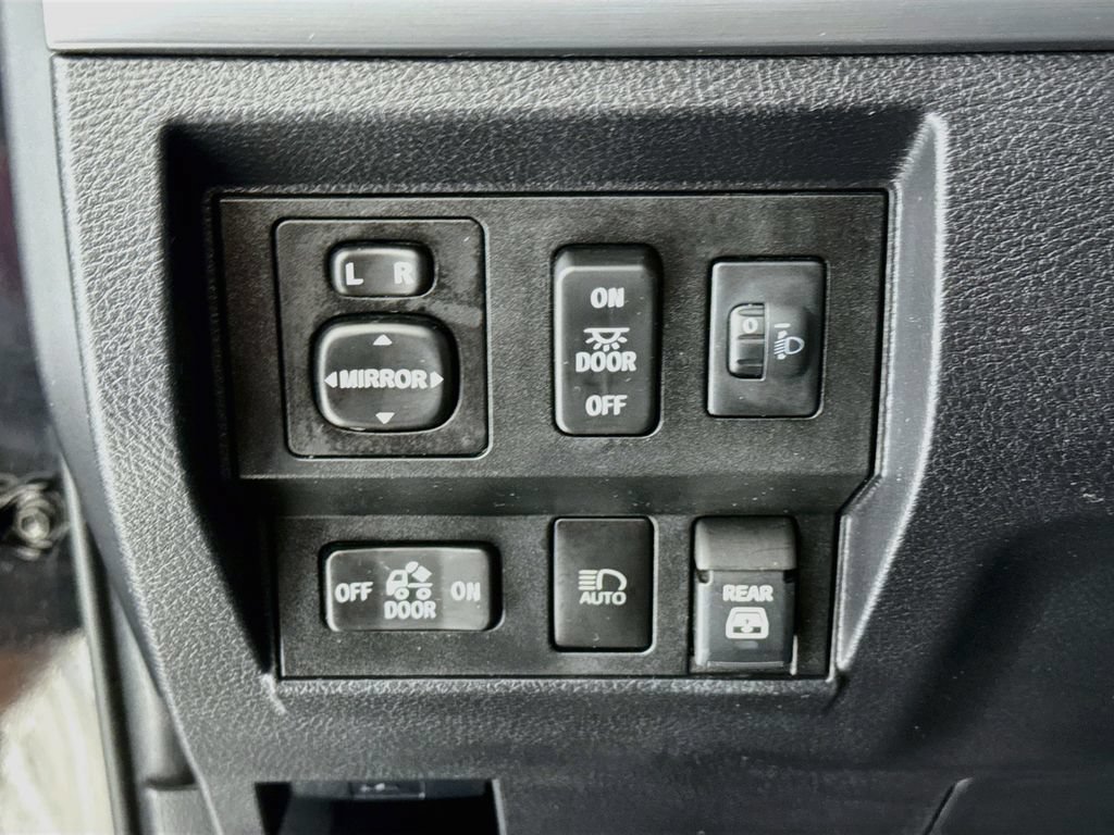 Used 2020 Toyota Tundra TRD Pro AWD/4WD image 11